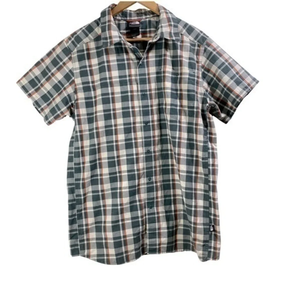 The North Face Mens Plaid Short Sleeve Size L